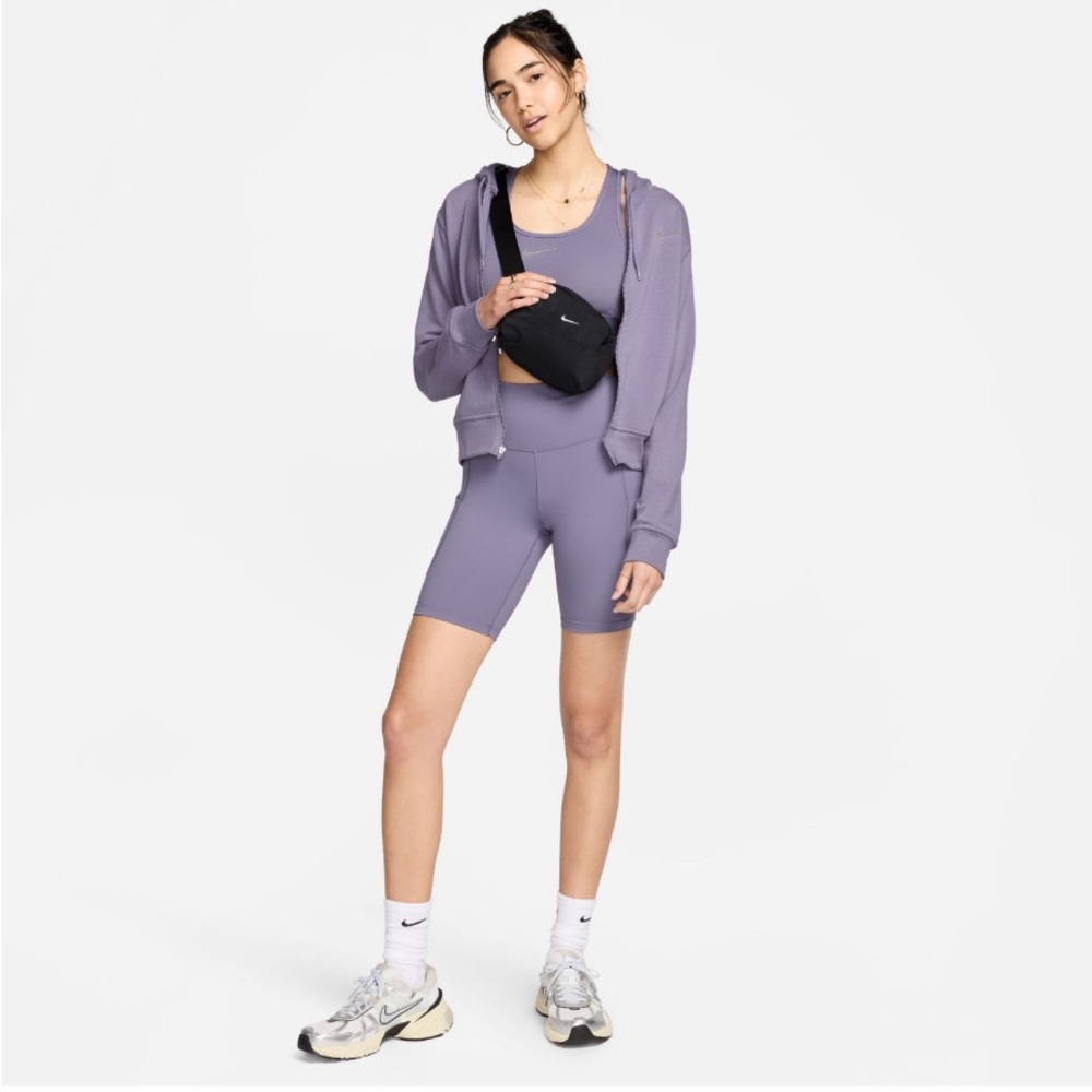 Nike one high-waisted 8” bike short